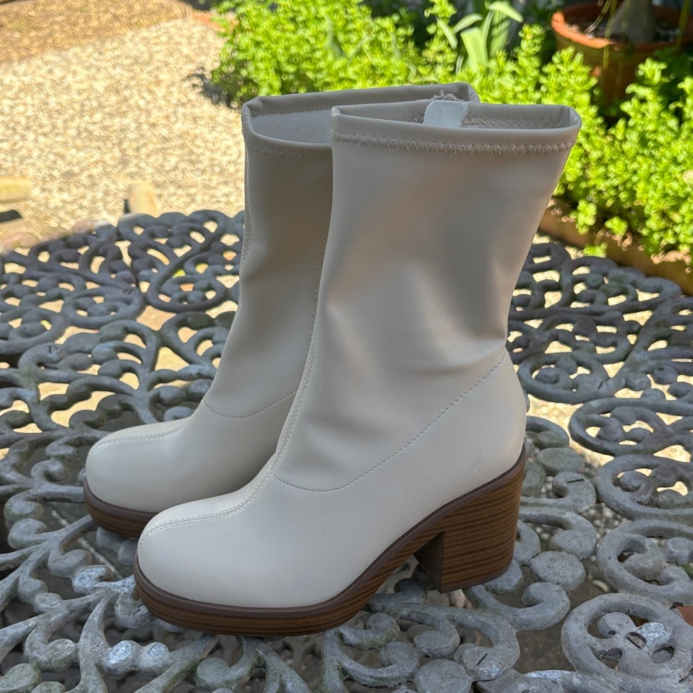 Soda Cream Mid-Calf Block Heel Platform Boots